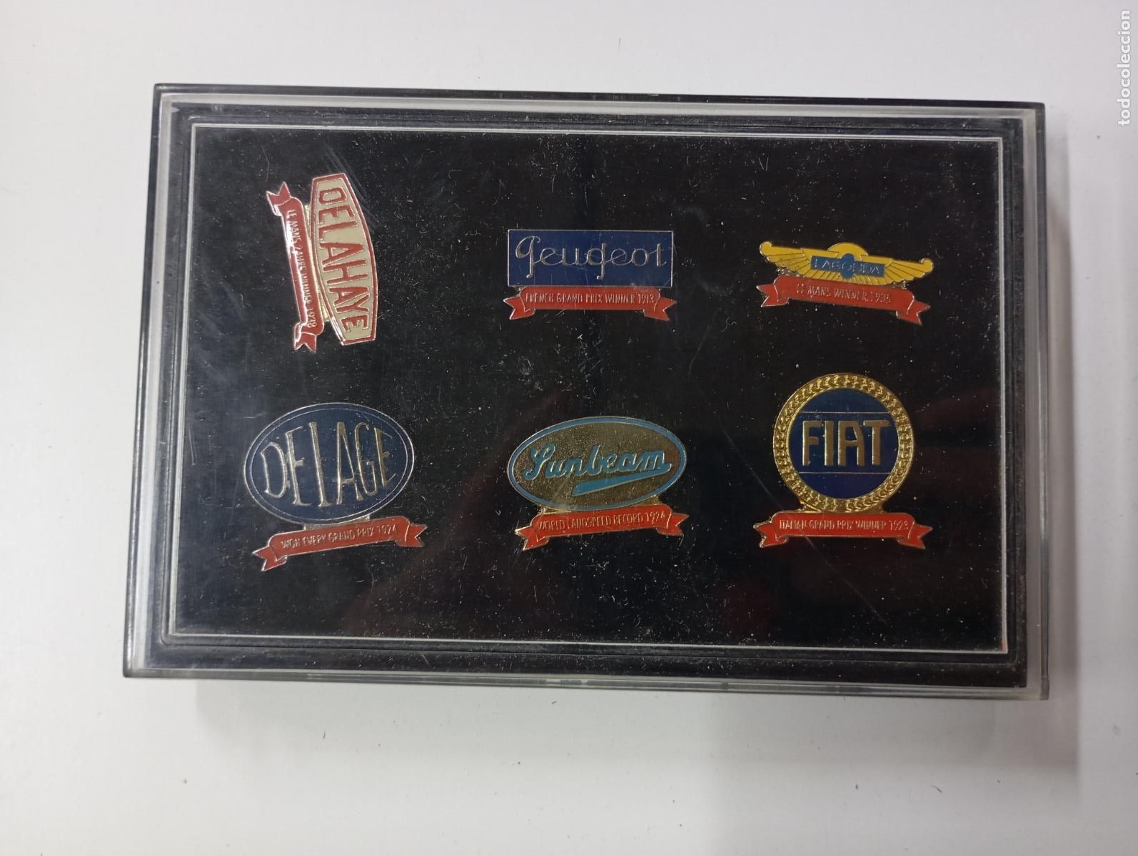 Sammlung von Pins: LOTE DE 6 INSIGNIAS MARCAS CL&Aacute;SICAS DE AUTOM&Oacute;VILES EN ESTUCHE. PN01