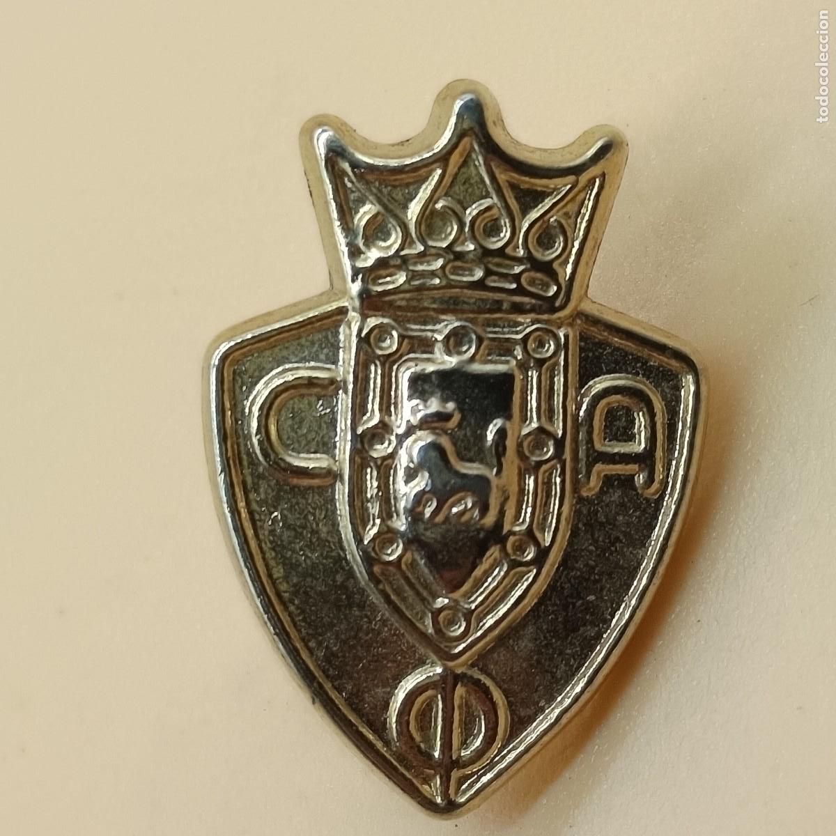 Collection pins: PIN-OSASUNA ESCUDO FUTBOL