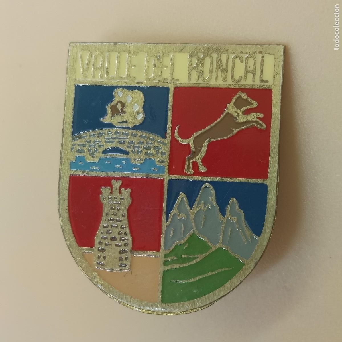 Pins de colecci&oacute;n: INSIGNIA VALLE DEL RONCAL - Foto 1