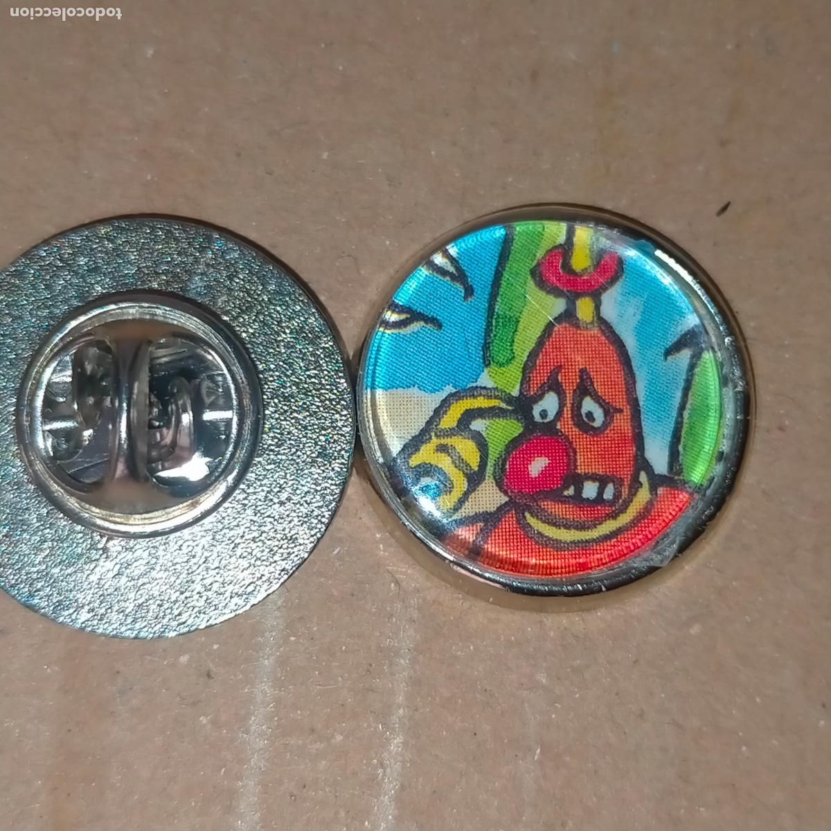 Pin's de collection: PIN REDONDO METAL - robot