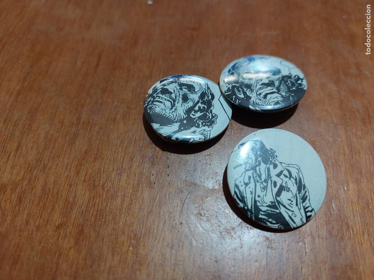 Sammlung von Pins: HOMBRE. JOSE ORTIZ. COMIC 3 CHAPA PIN. 0,31 MM MET&Aacute;LICA POR DETR&Aacute;S. SIN USO. DIFICIL