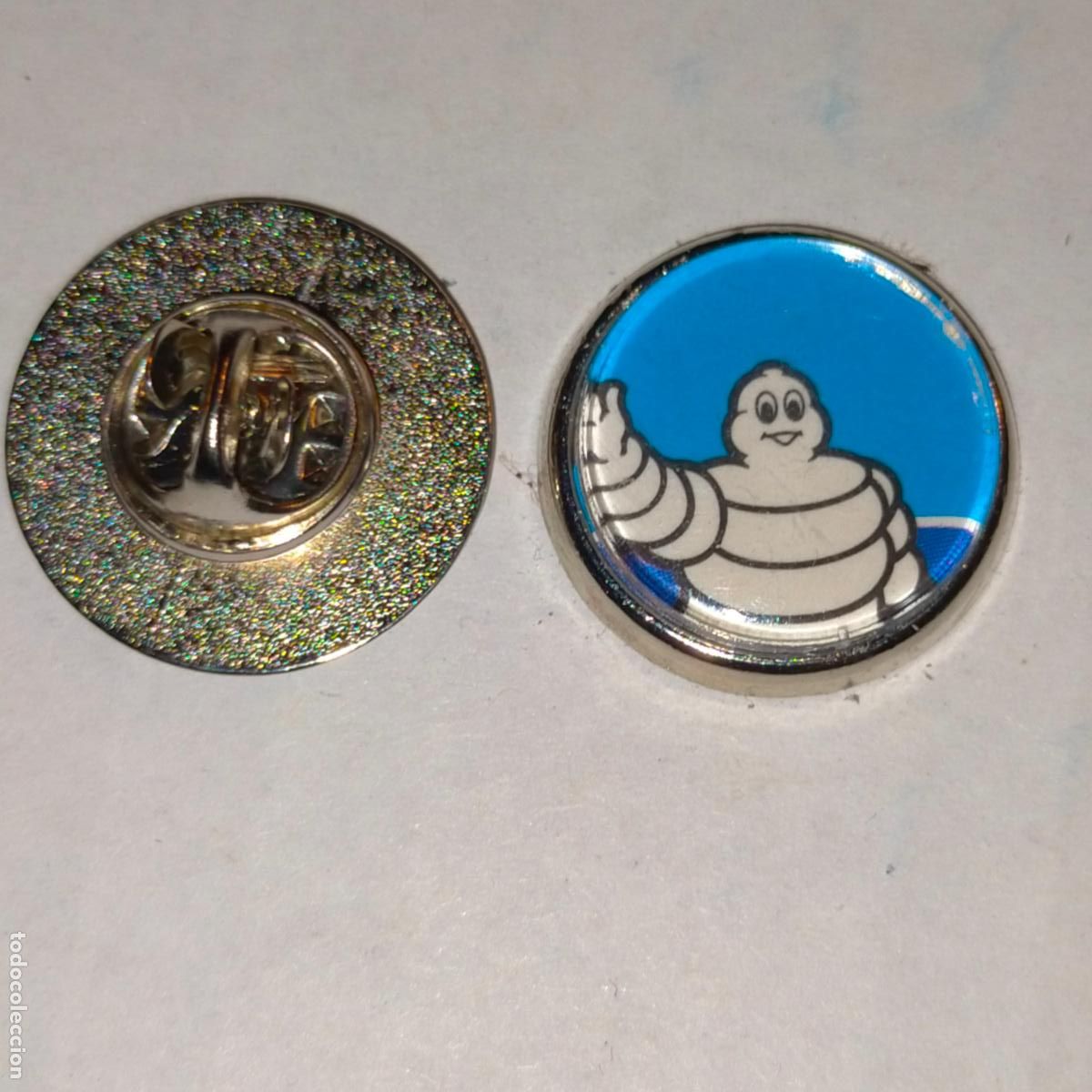 Pin's de collection: pin redondo metal - mu&ntilde;eco neum&aacute;ticos Michel&iacute;n