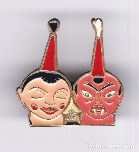 Pins de colecci&oacute;n: Pins de los Gigantes de Castertelcoll - Foto 1