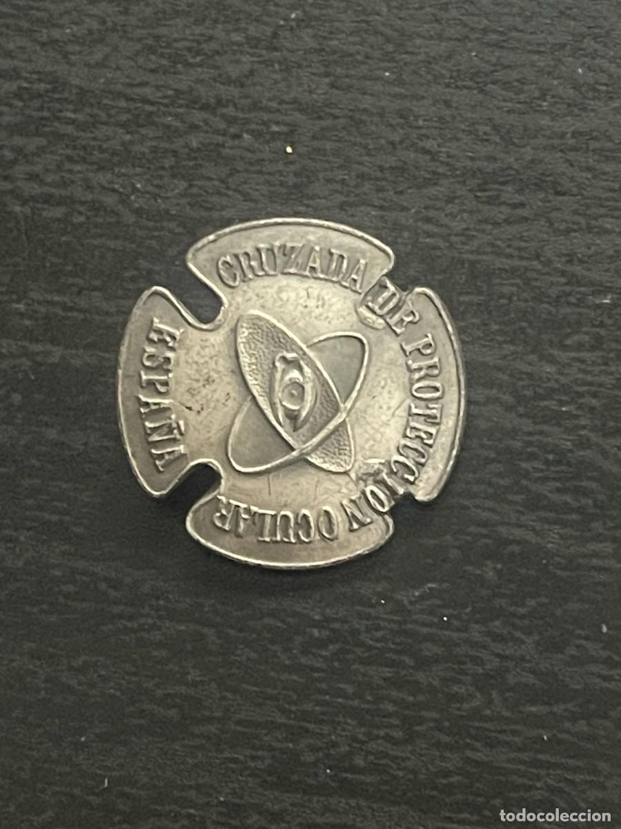 Pins de colecci&oacute;n: INSIGNIA PROTECCION OCULAR ESPA&Ntilde;OLA - Foto 1