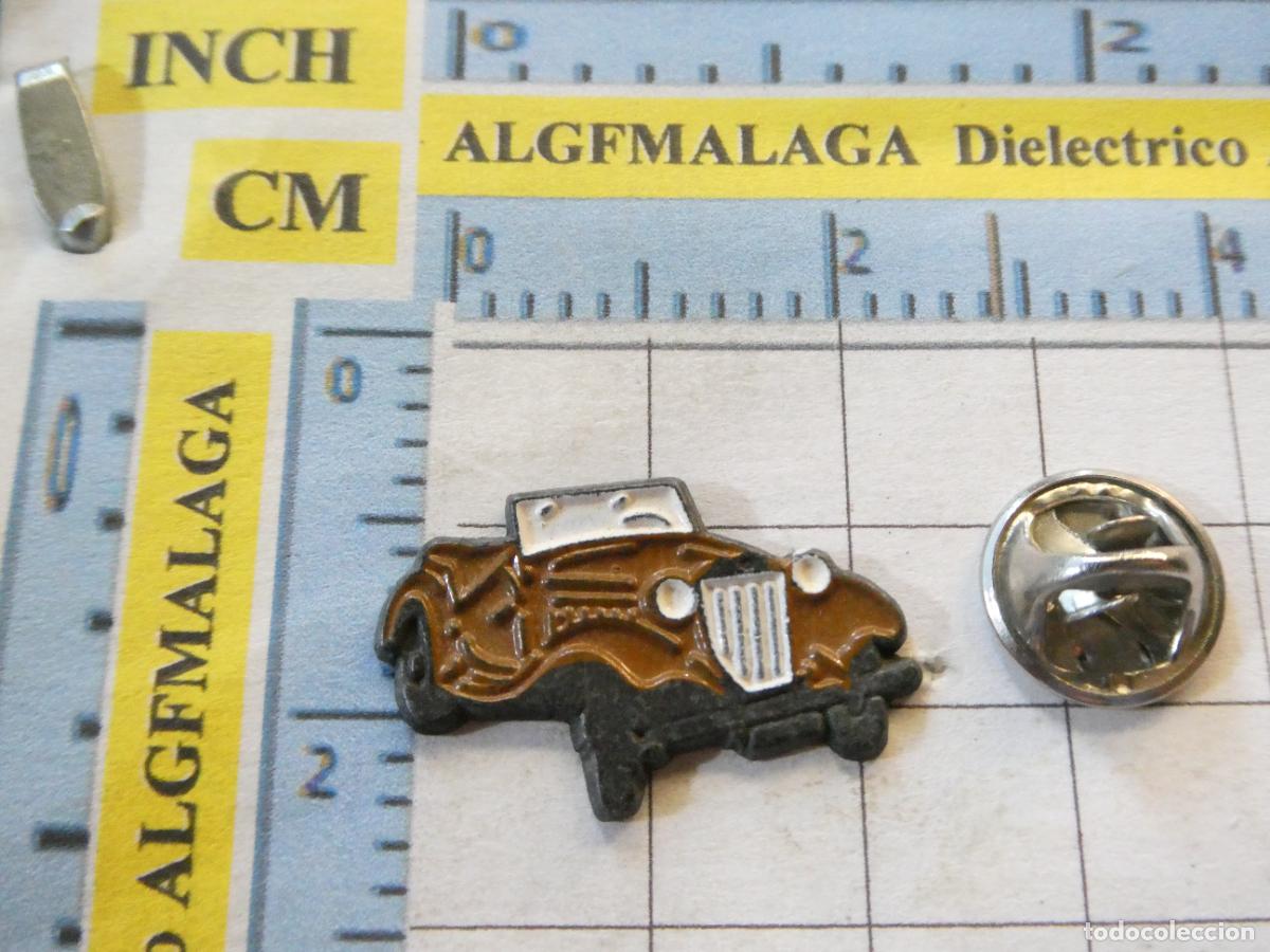 Pins e Spille di collezione: PIN DE COCHES MOTOS. ANTIGUO COCHE A&Ntilde;OS 30