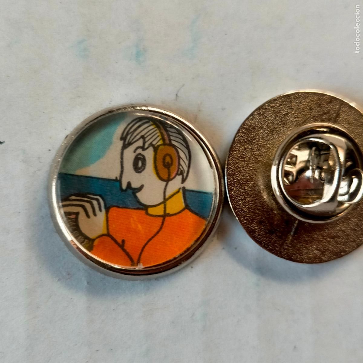 Pin's de collection: pin redondo metal - COMIC LAS AVENTURAS DE PIPO - PESCADOR