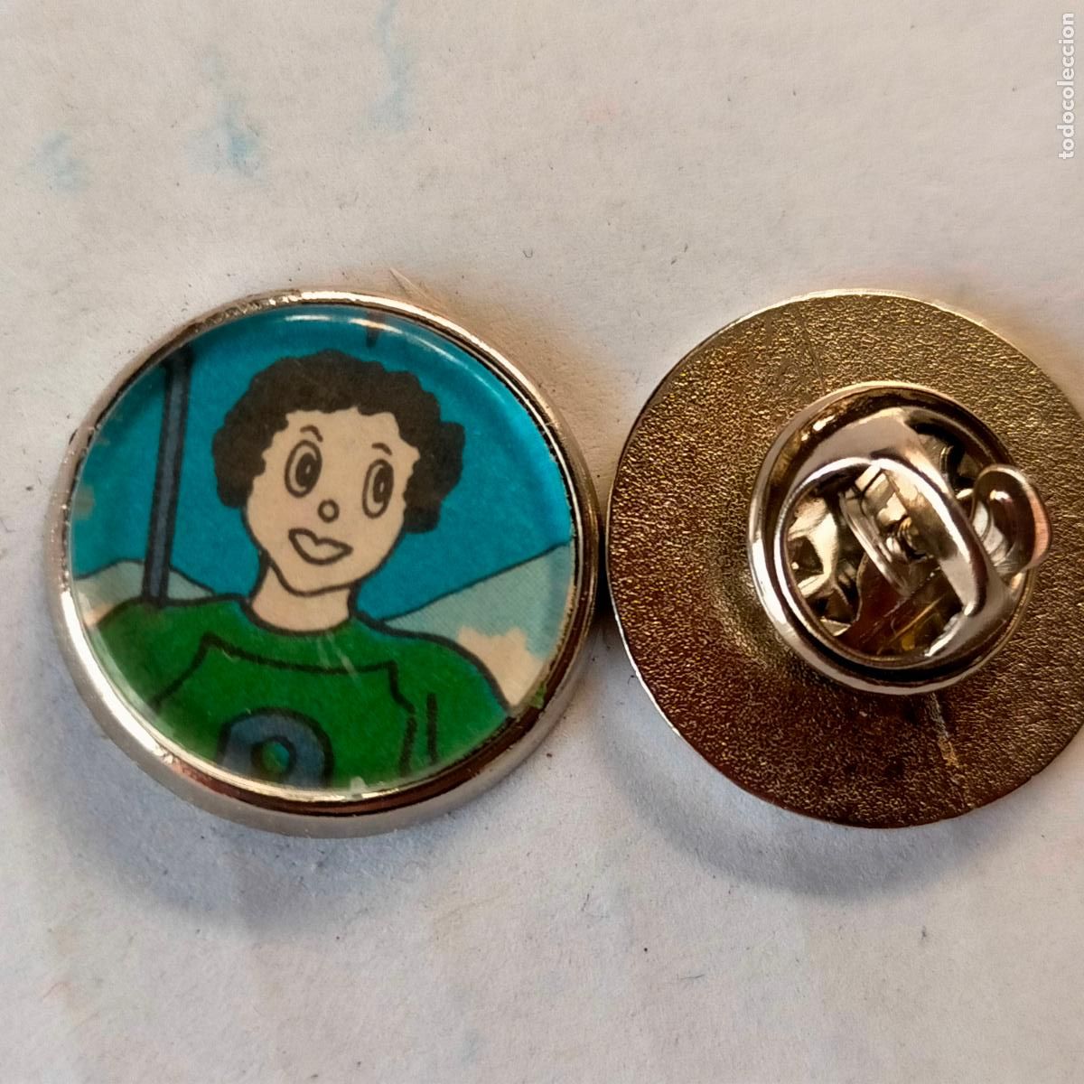 Pins de colecci&oacute;n: pin redondo metal - COMIC LAS AVENTURAS DE PIPO - PESCADOR