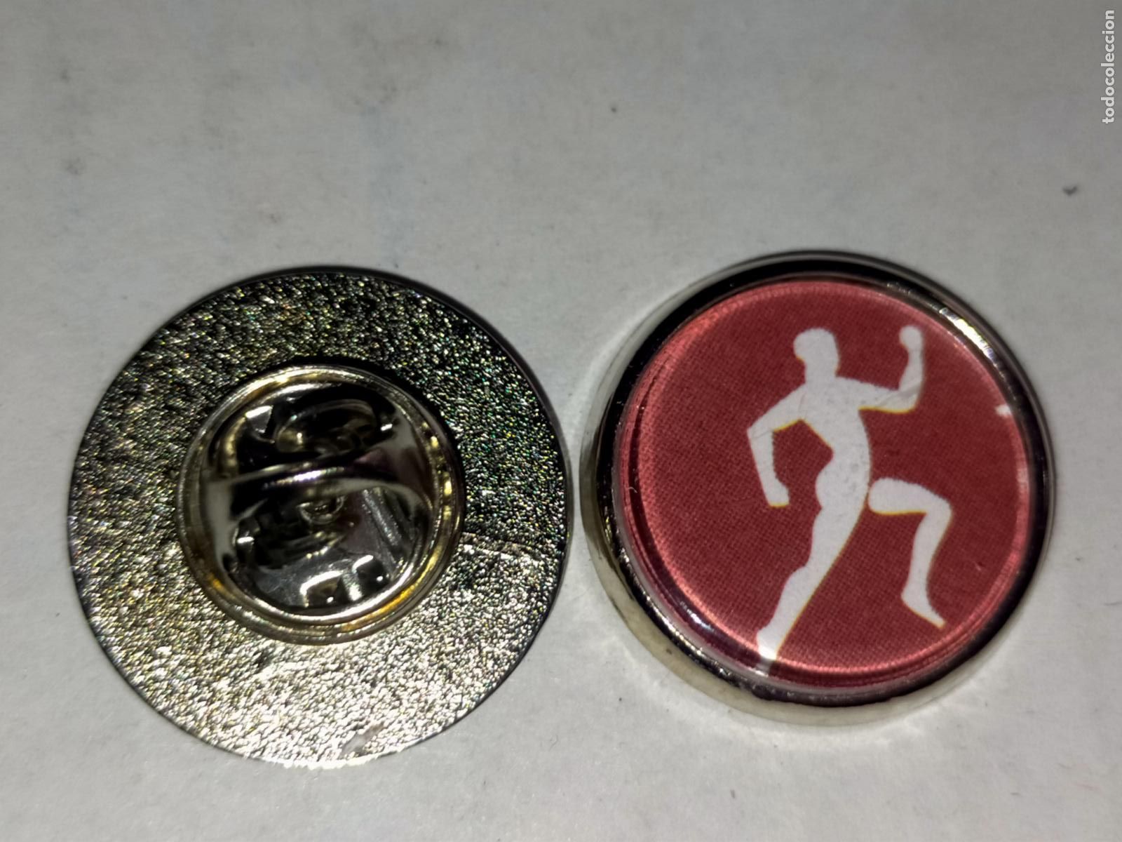 Pin's de collection: pin redondo metal - deportes Olimpiadas juegos Ol&iacute;mpicos atletismo