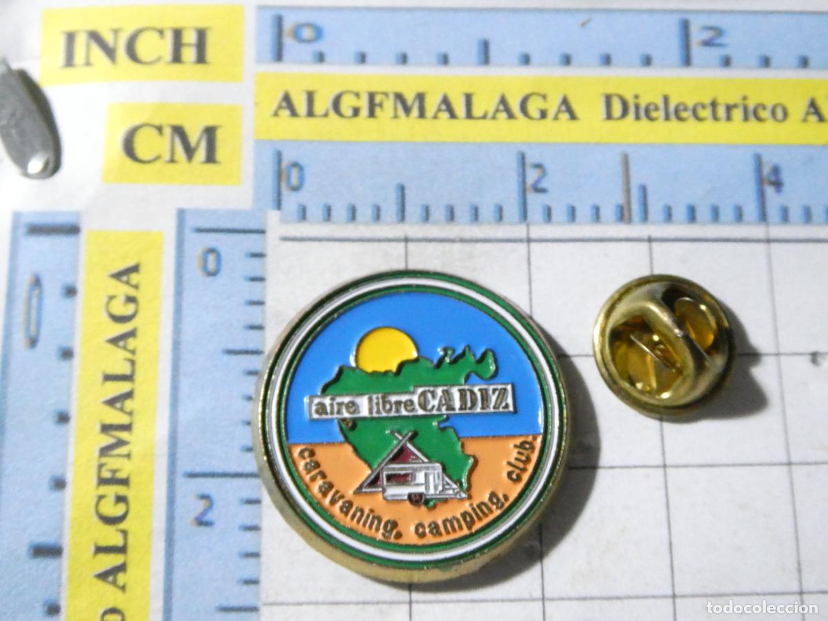 Pins de colecci&oacute;n: PIN TURISMO CAMPING CARAVANING. CLUB AIRE LIBRE DE C&Aacute;DIZ