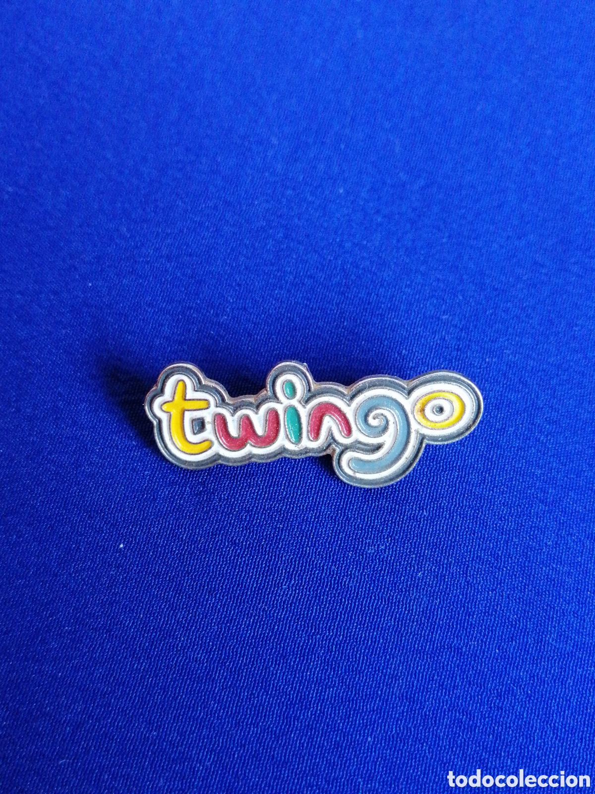 Pins de colecci&oacute;n: RENAULT TWINGO COCHE PIN - Foto 1