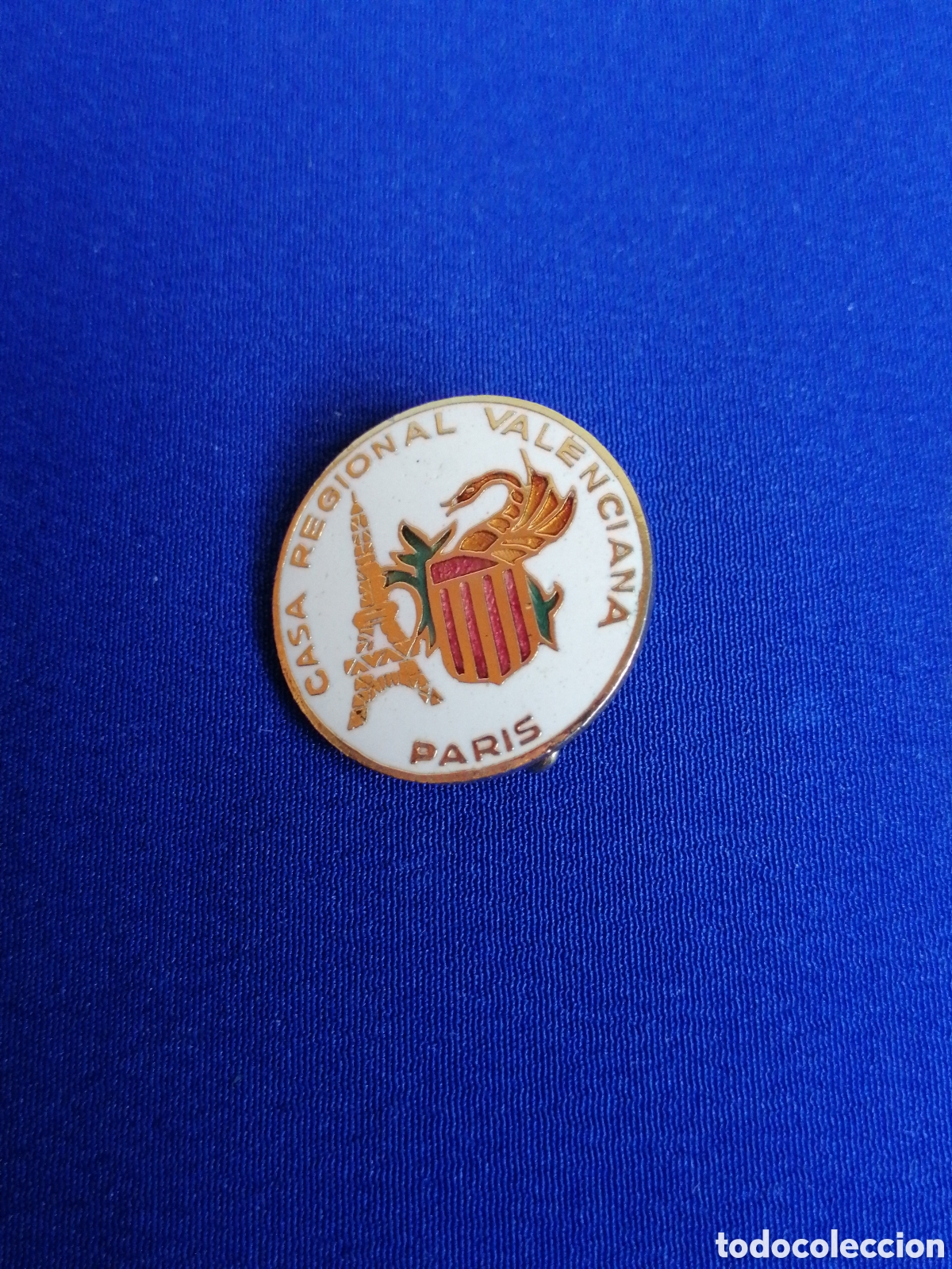 Collection pins: CASA REGIONAL VALENCIA PAR&Iacute;S INSIGNIA DE ALFILER ANTIGUA