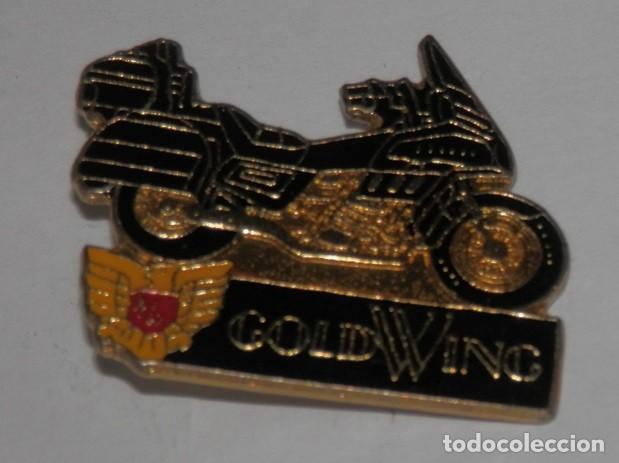 Pins de colecci&oacute;n: UN PIN'S DE LA MARCA HONDA - GOLDWING
