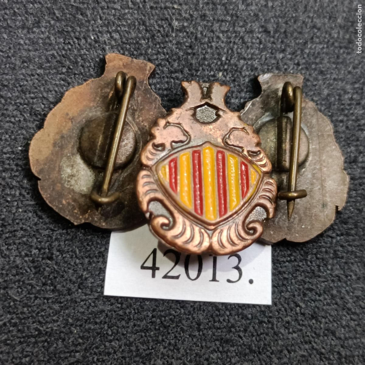 Pins de colecci&oacute;n: Pin, insignia de ojal de camisa, broche, musica, Arag&oacute;n, Catalu&ntilde;a, Valencia, una Medalla, 42013 3