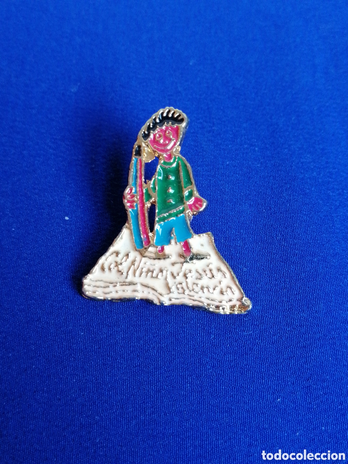 Pins de colecci&oacute;n: COLEGIO NI&Ntilde;O JES&Uacute;S - VALENCIA PIN
