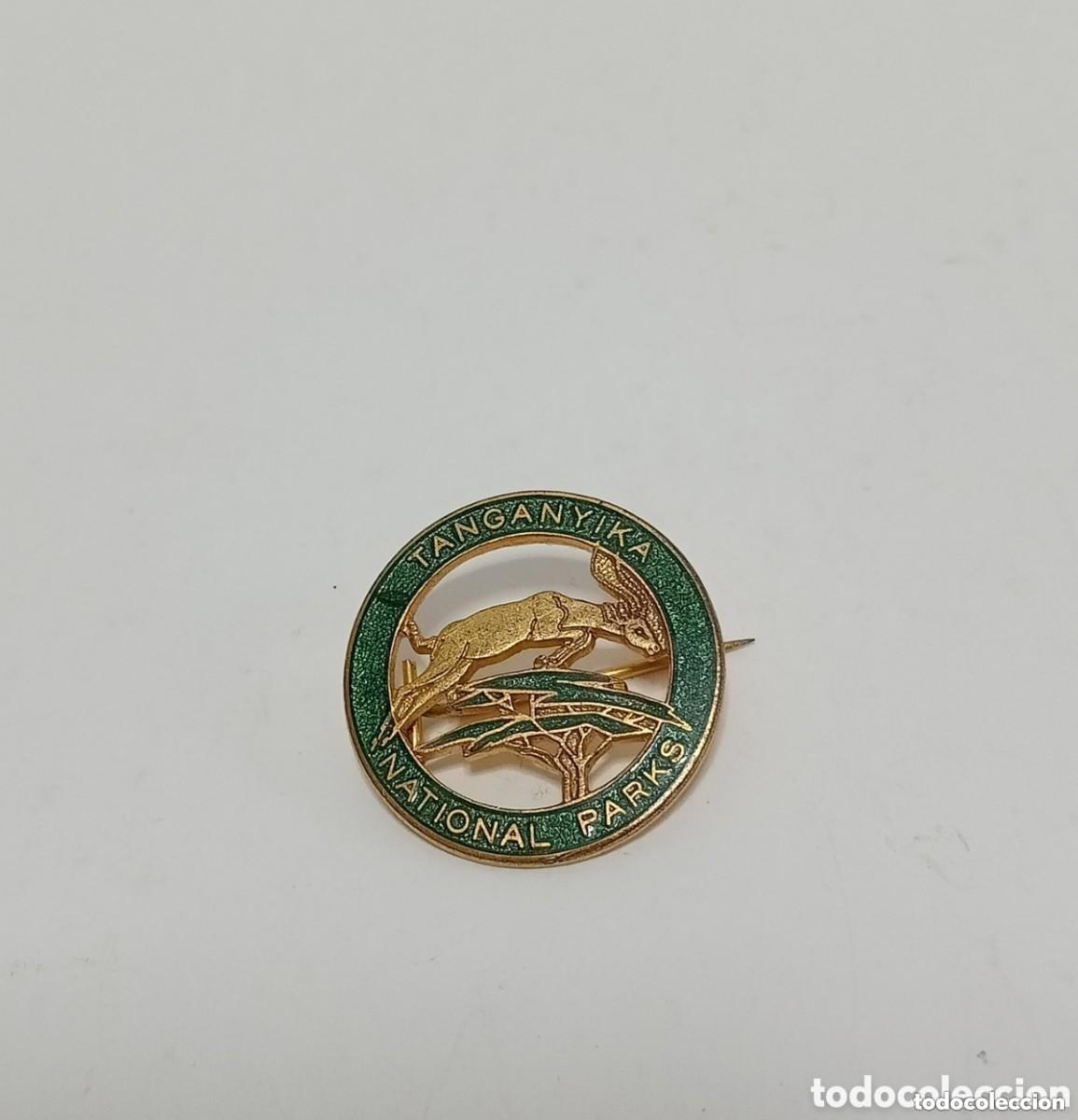 Pins de colecci&oacute;n: ANTIGUO PIN O INSIGNIA CON AGUJA - TANGANYIKA NATIONAL PARKS. ESMALTADO