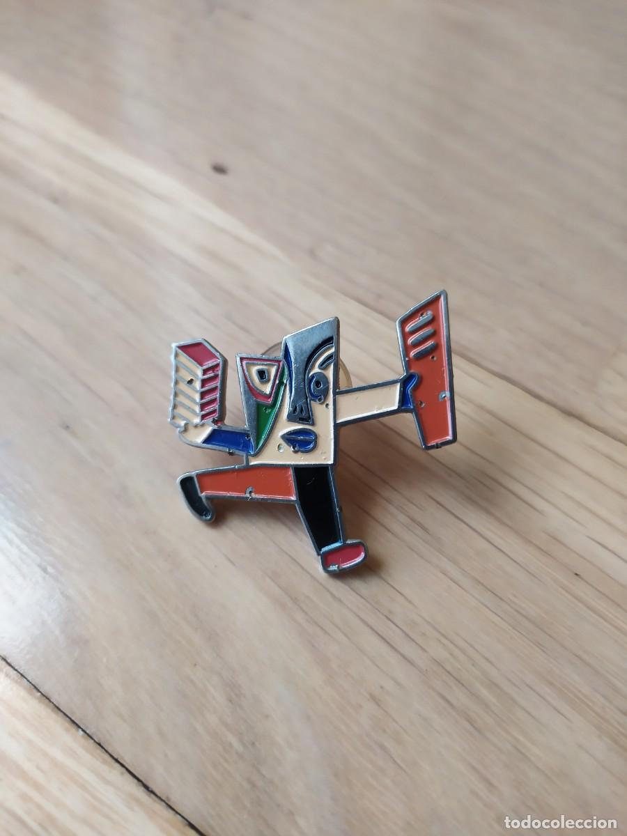 Pins de colecci&oacute;n: PIN PUBLICITARIO CIRCULO DE LECTORES. - Foto 1
