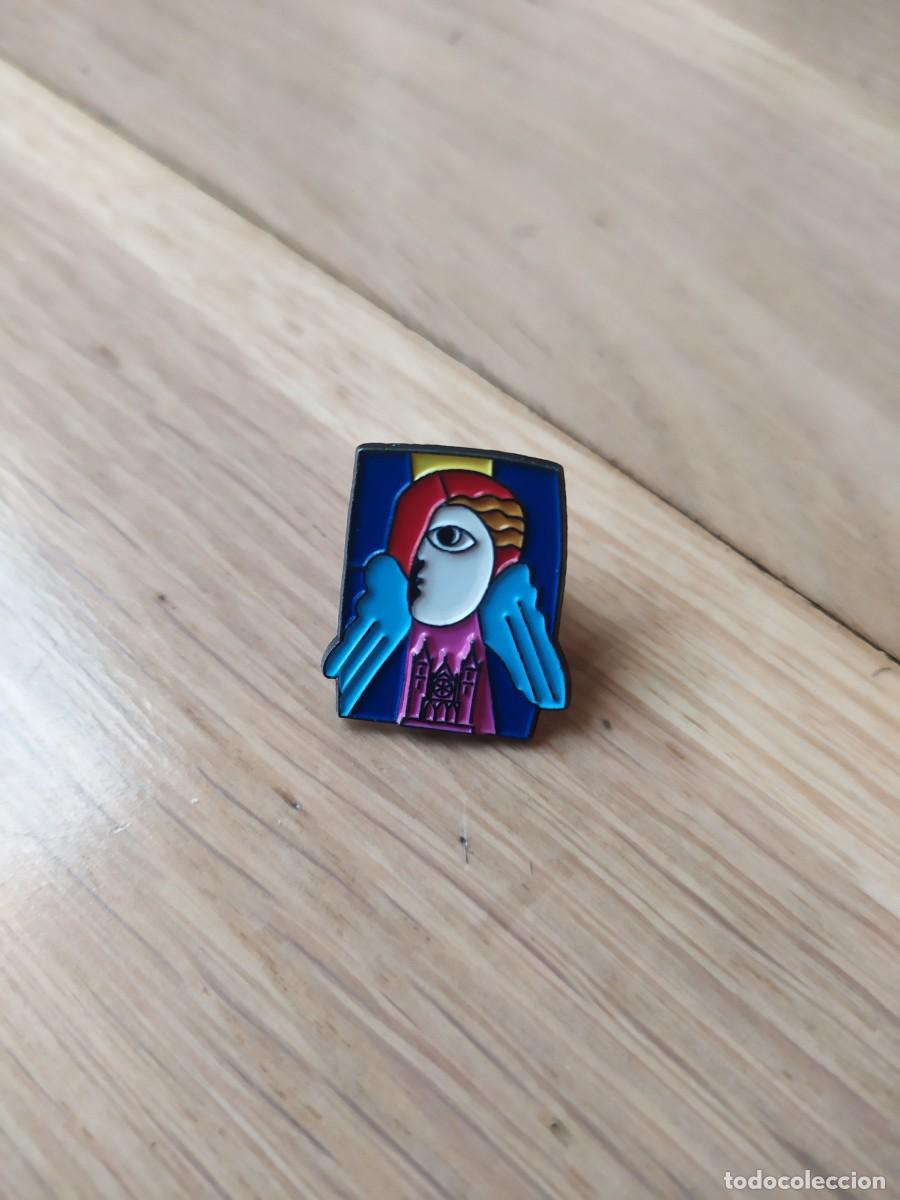 Pins de colecci&oacute;n: PIN CATEDRAL DE LE&Oacute;N. NUEVO. - Foto 1