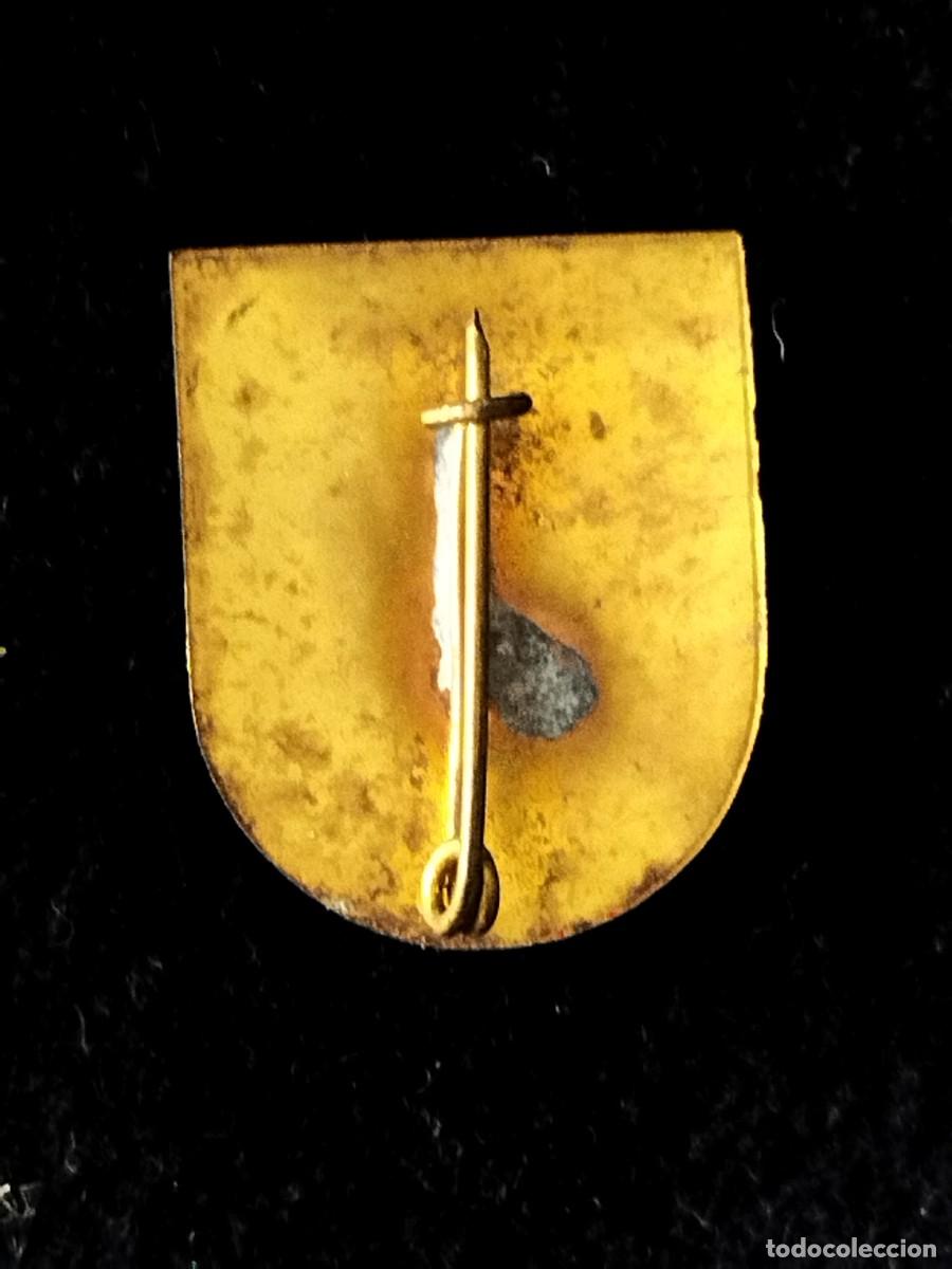 Pins de colecci&oacute;n: Pins - Badges diversos - Foto 2