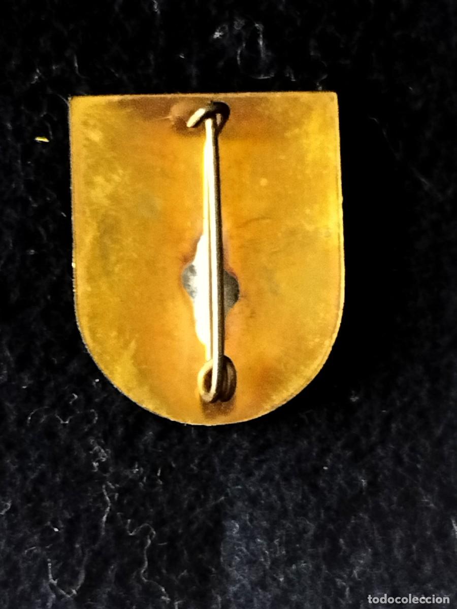Pins de colecci&oacute;n: Pins - Badges diversos - Foto 16