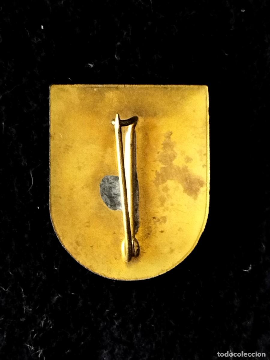 Pins de colecci&oacute;n: Pin / Badge diversos - Foto 8