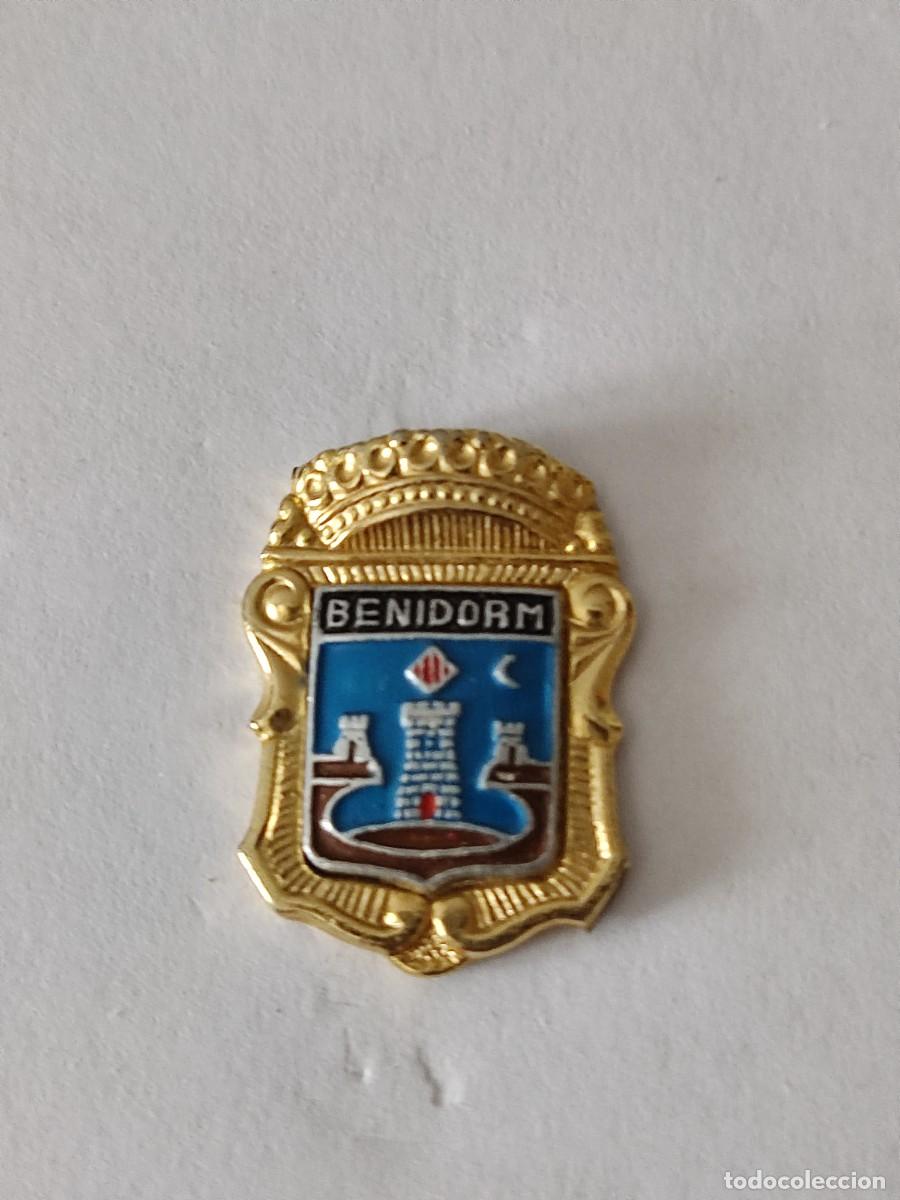Pins de colecci&oacute;n: PIN ESCUDO HERALDICO DE BENIDORM (ALICANTE)