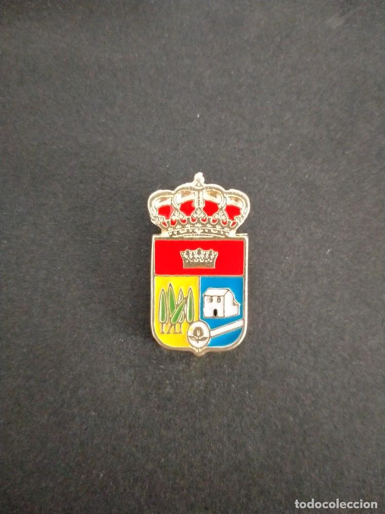 Pins de colecci&oacute;n: pin escudo La Zubia (GRANADA)