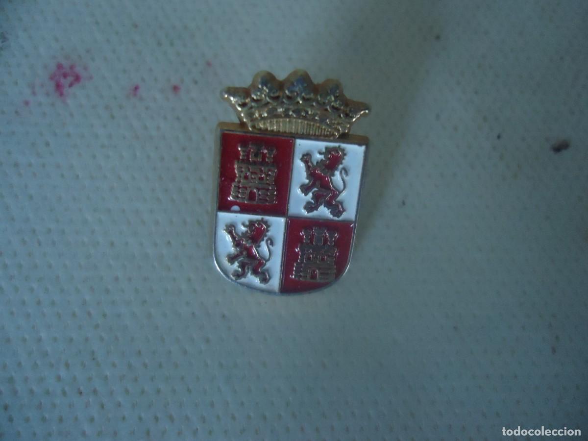 Pins de colecci&oacute;n: PIN ESCUDO DE CASTILLA Y LEON - Foto 1