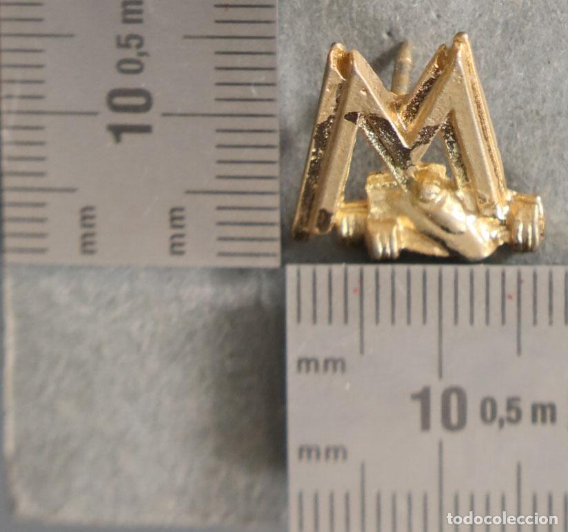 Pins de colecci&oacute;n: PIN. INICIAL M DORADO - Foto 1