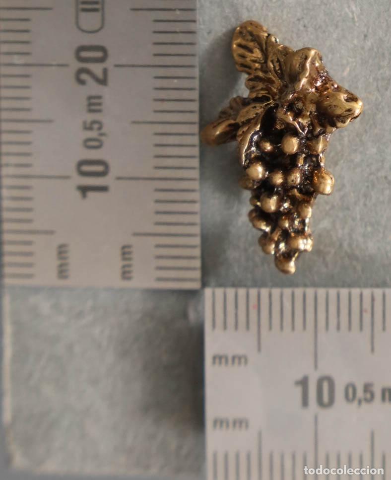 Pins de colecci&oacute;n: PIN. RACIMO DE UVAS VINO - Foto 1