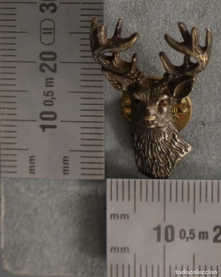 Pins de colecci&oacute;n: PIN. CIERVO. CINEGETICA