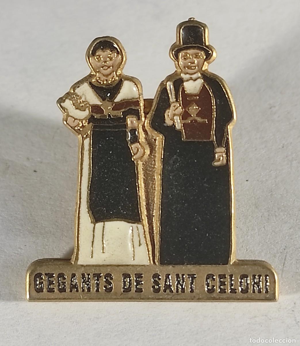 Pins de colecci&oacute;n: ANTIGUO PIN, GEGANTS DE SANT CELONI, VER FOTOS