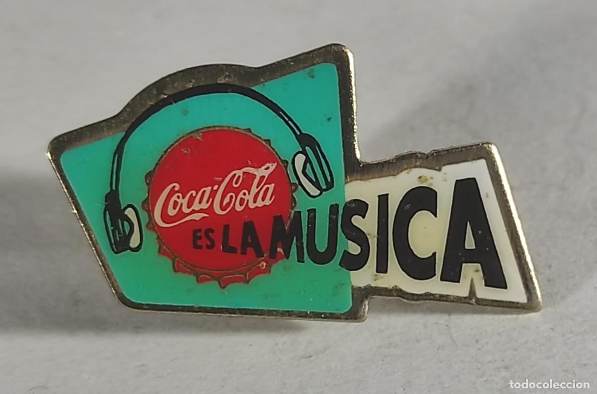 Pins de colecci&oacute;n: ANTIGUO PIN, PUBLICIDAD, COCA COLA, ES LA M&Uacute;SICA, VER FOTOS