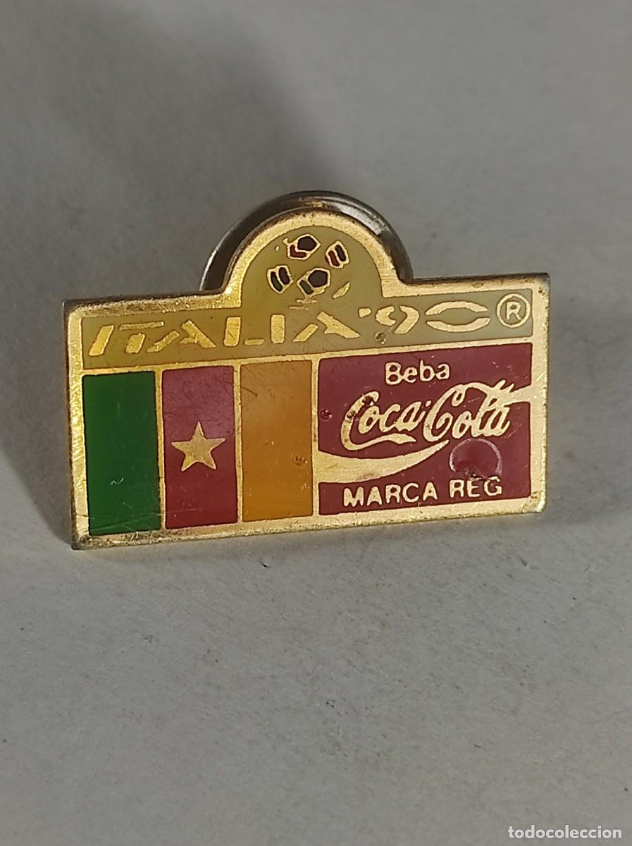 Pins de colecci&oacute;n: ANTIGUO PIN, PUBLICIDAD, COCA COLA, ITALIA 90 CAMER&Uacute;N, VER FOTOS
