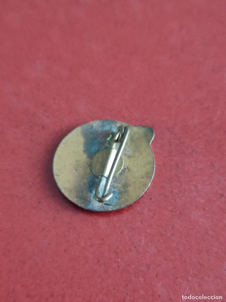 Pins de colecci&oacute;n: Antiguo pin chicle Bazooka - Foto 3