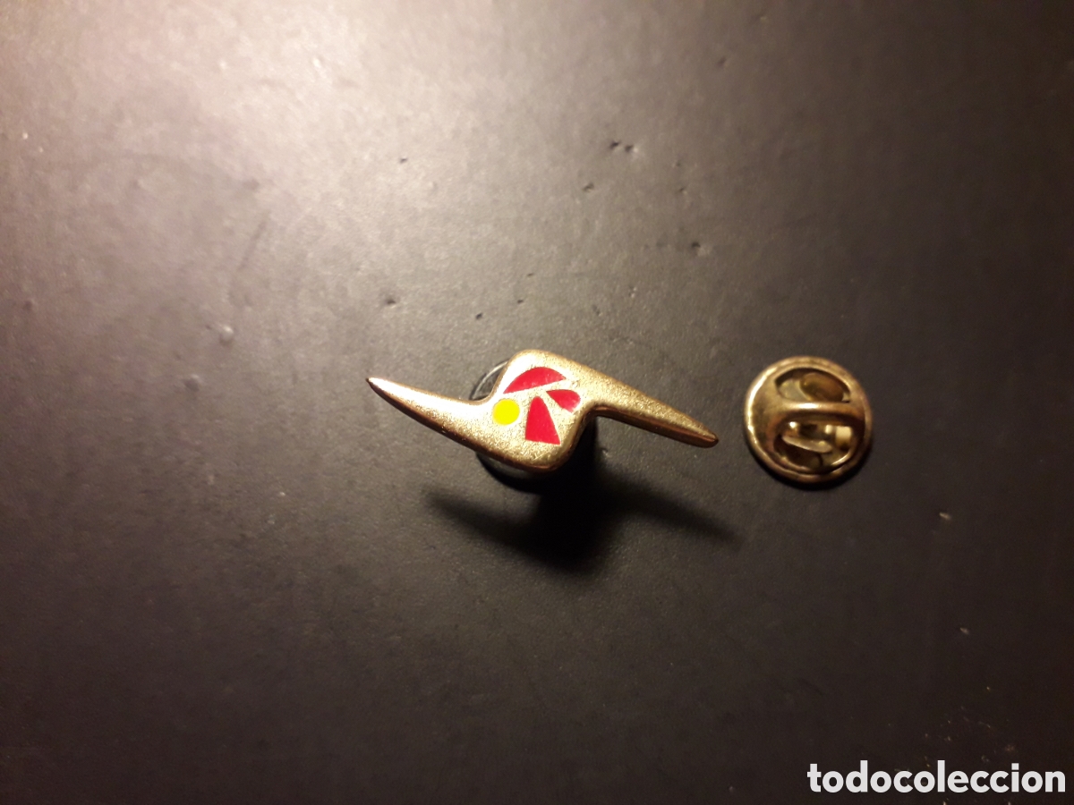 Pins de colecci&oacute;n: PIN H&Eacute;LICE PEDIDO M&Iacute;NIMO 3&euro; - Foto 1