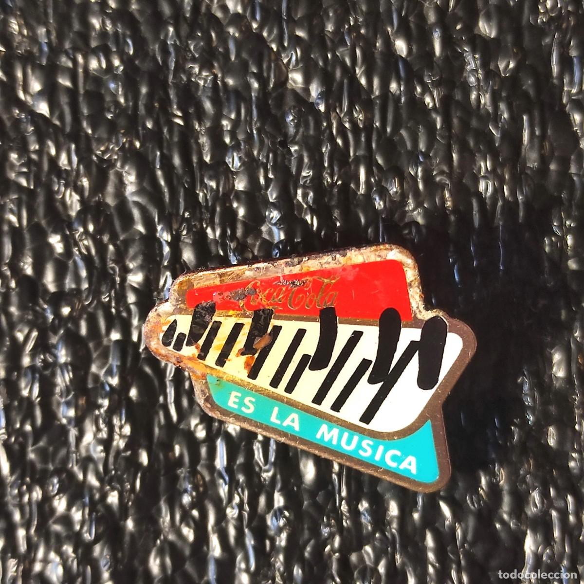 Pins de cole&ccedil;&atilde;o: PIN . COCACOLA ** ES LA MUSICA