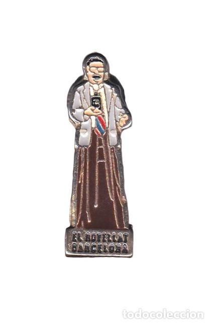 Pins de colecci&oacute;n: Antiguo pin's de los Gigantes de el Robellat Barcelona