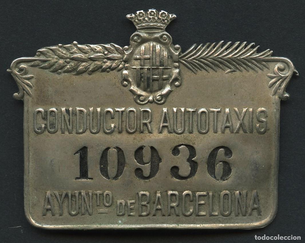 Pins de colecci&oacute;n: INSIGNIA, CHAPA, AYUNTAMIENTO DE BARCELONA, CONDUCTOR AUTOTAXIS