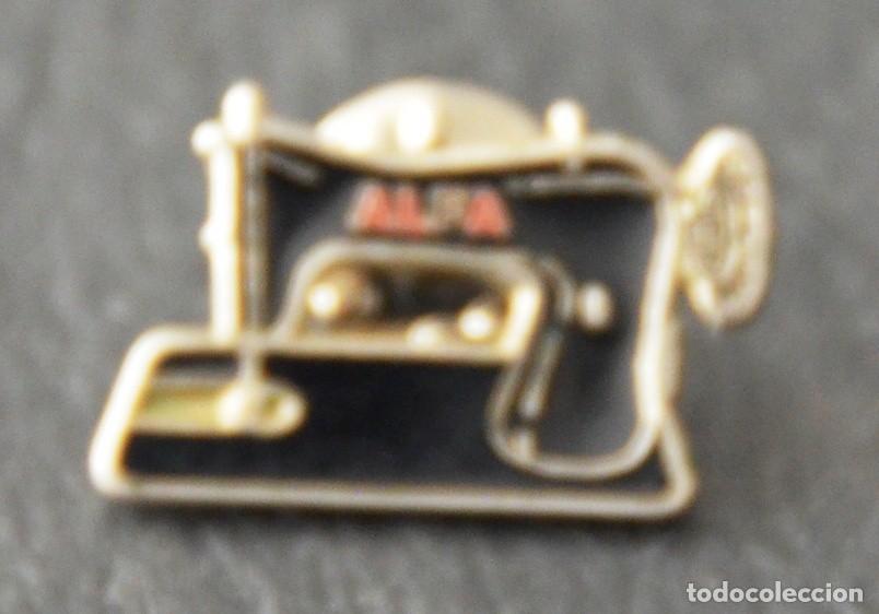 Pins de colecci&oacute;n: ANTIGUO PIN DE DE M&Aacute;QUINAS DE COSER ALFA