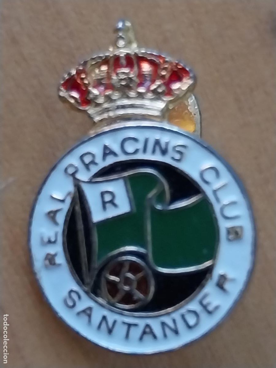 Pins e Spille di collezione: RACING SANTANDER INSIGNIA SOLAPA METAL DORADO PINTURA LACADA VINTAGE 2CMS ALTO