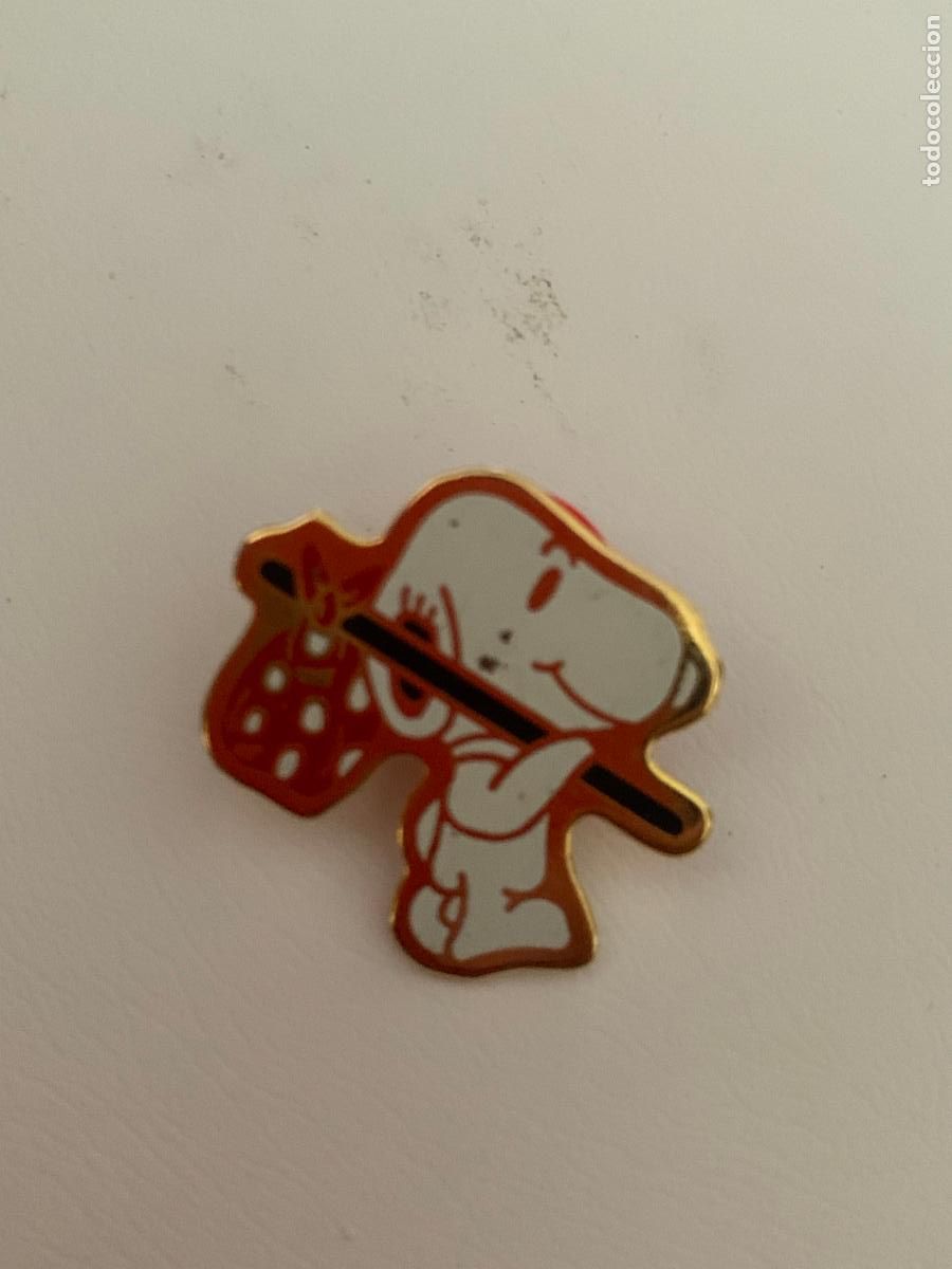 Pins de colecci&oacute;n: PIN COMIC SNOOPY CON ATILLO - Foto 1