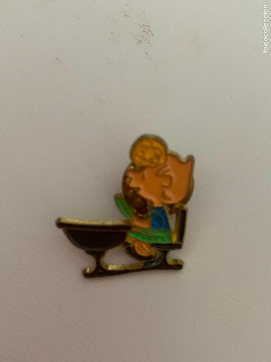 Pins de colecci&oacute;n: PIN COMIC SNOOPY SCHROEDER - Foto 1