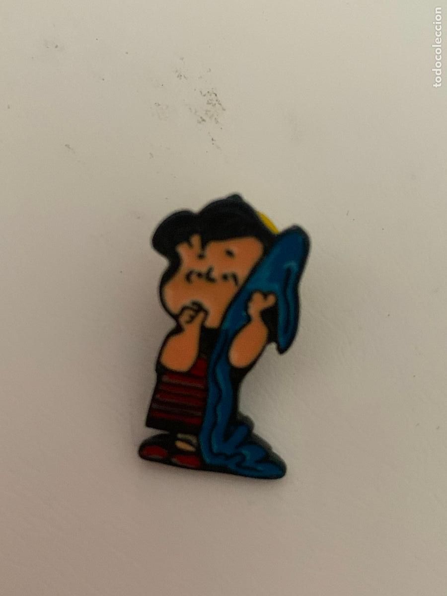 Pins de colecci&oacute;n: PIN COMIC SNOOPY LINUS - Foto 1