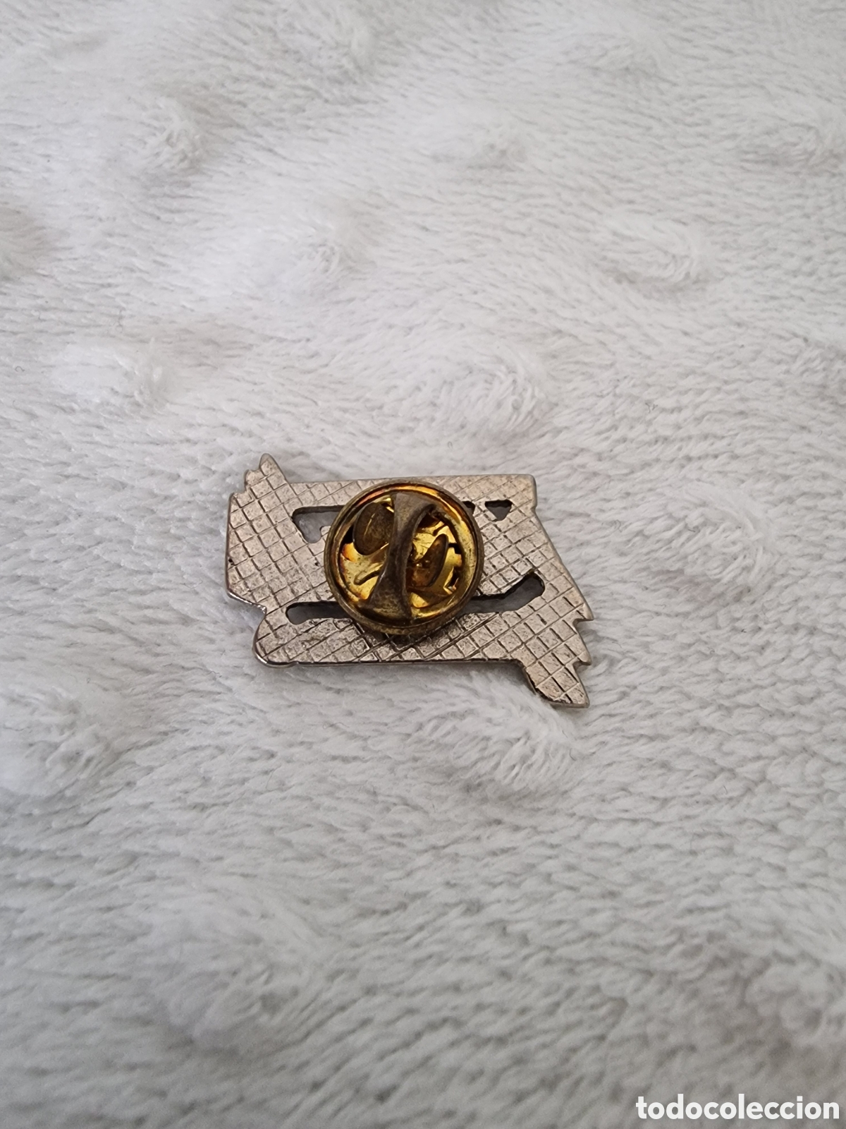 Pins de colecci&oacute;n: Pin discoteca megatron mataro - Foto 2