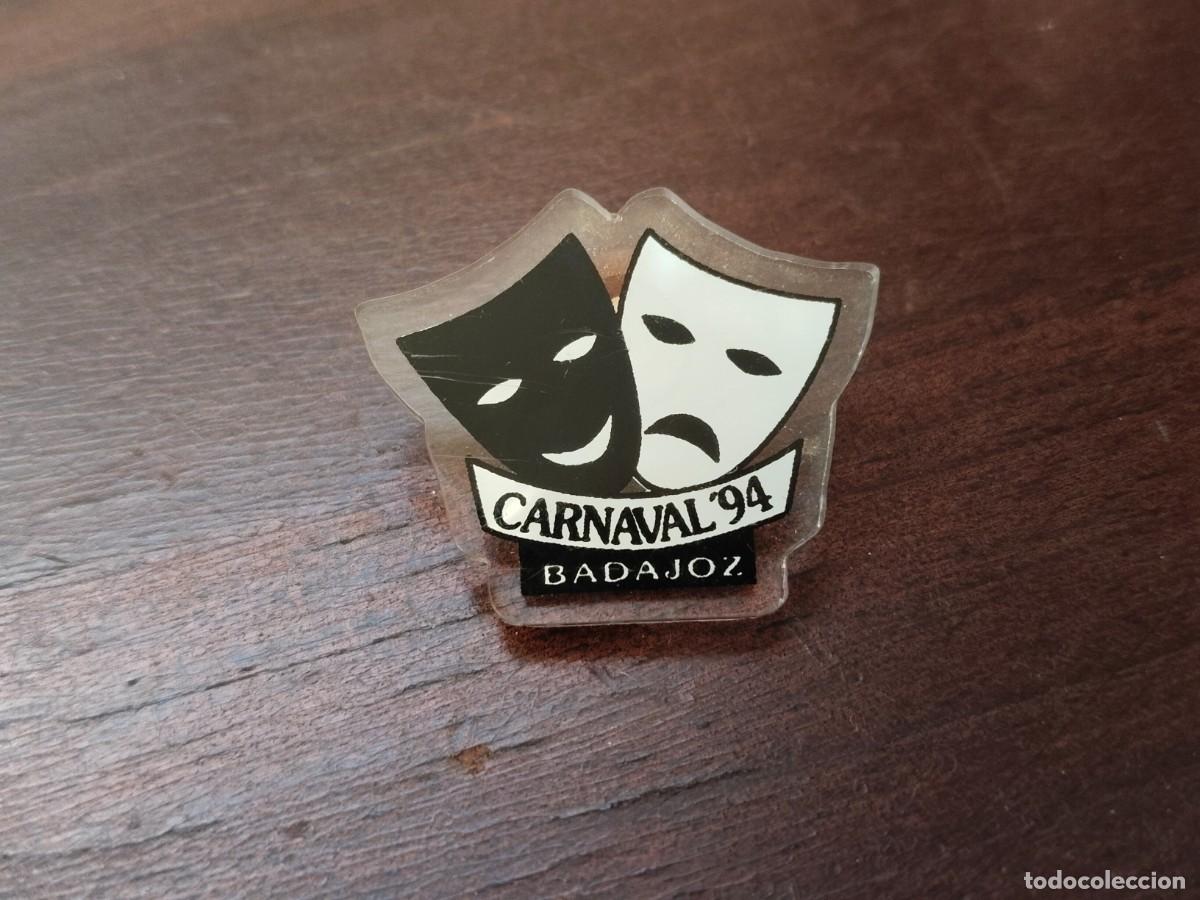 Pins de colecci&oacute;n: Pin Carnaval de Badajoz. A&ntilde;o 1994. - Foto 1