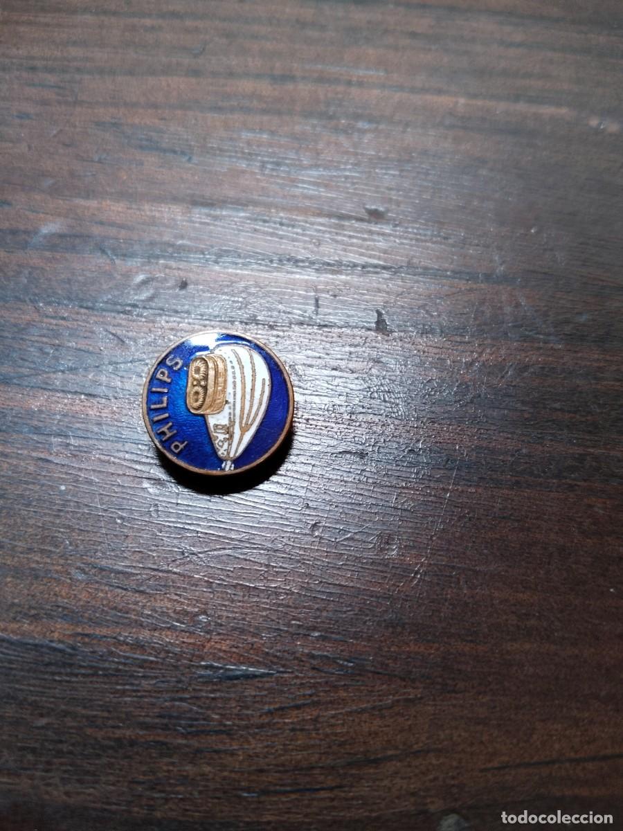 Pins de colecci&oacute;n: Insignia de Ojal Philips. Esmaltada. - Foto 1