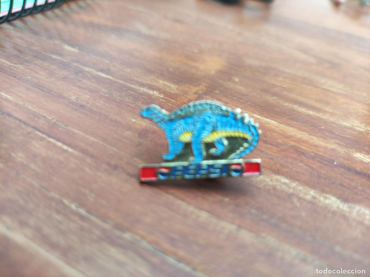 Pins de colecci&oacute;n: Pin Pepsi cola, dinosaurio - Foto 1