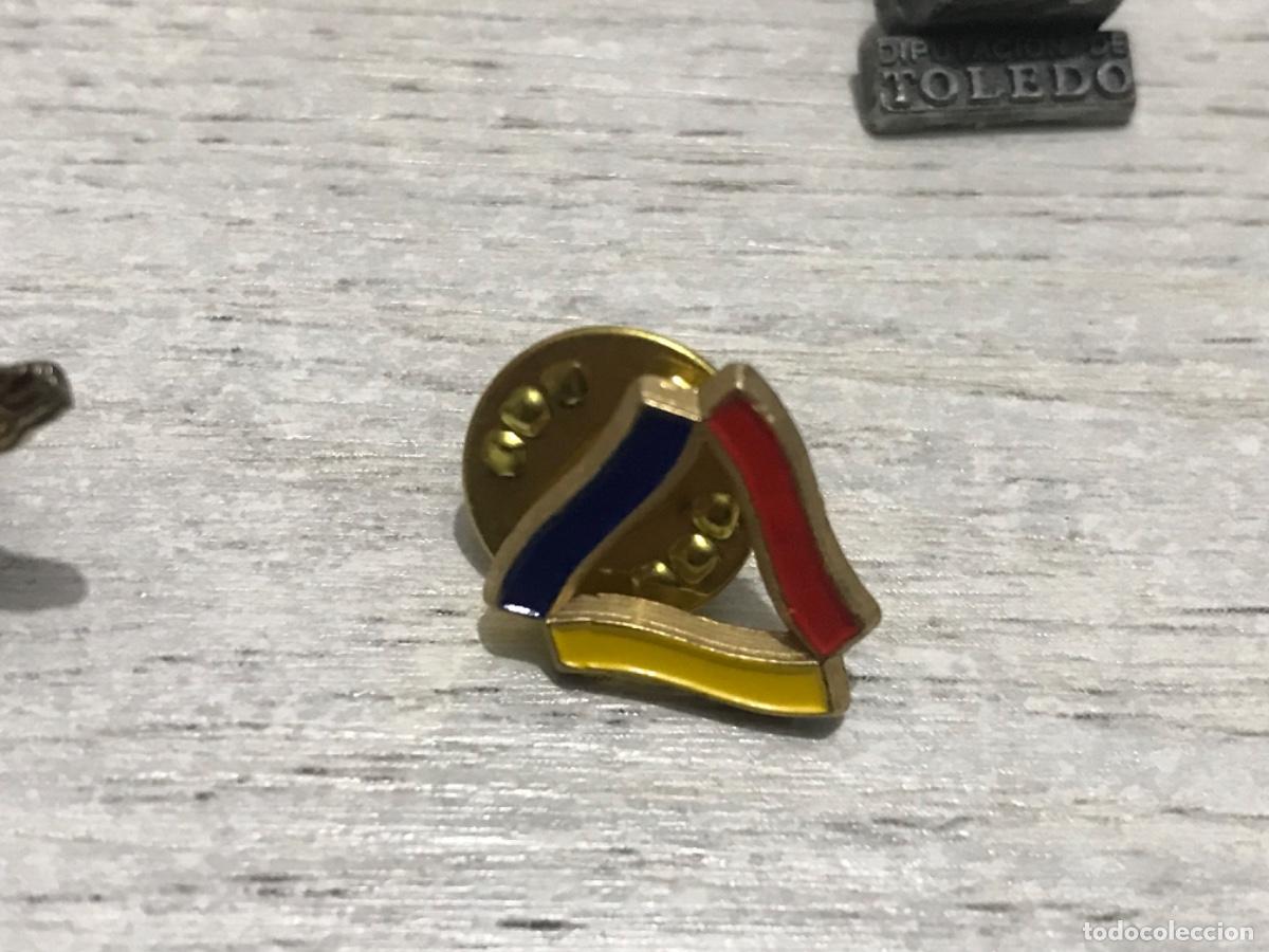 Pins de colecci&oacute;n: Lote de 22 pines variados - Foto 5