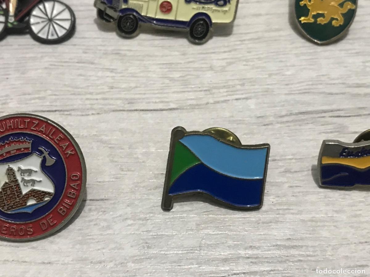 Pins de colecci&oacute;n: Lote de 22 pines variados - Foto 14