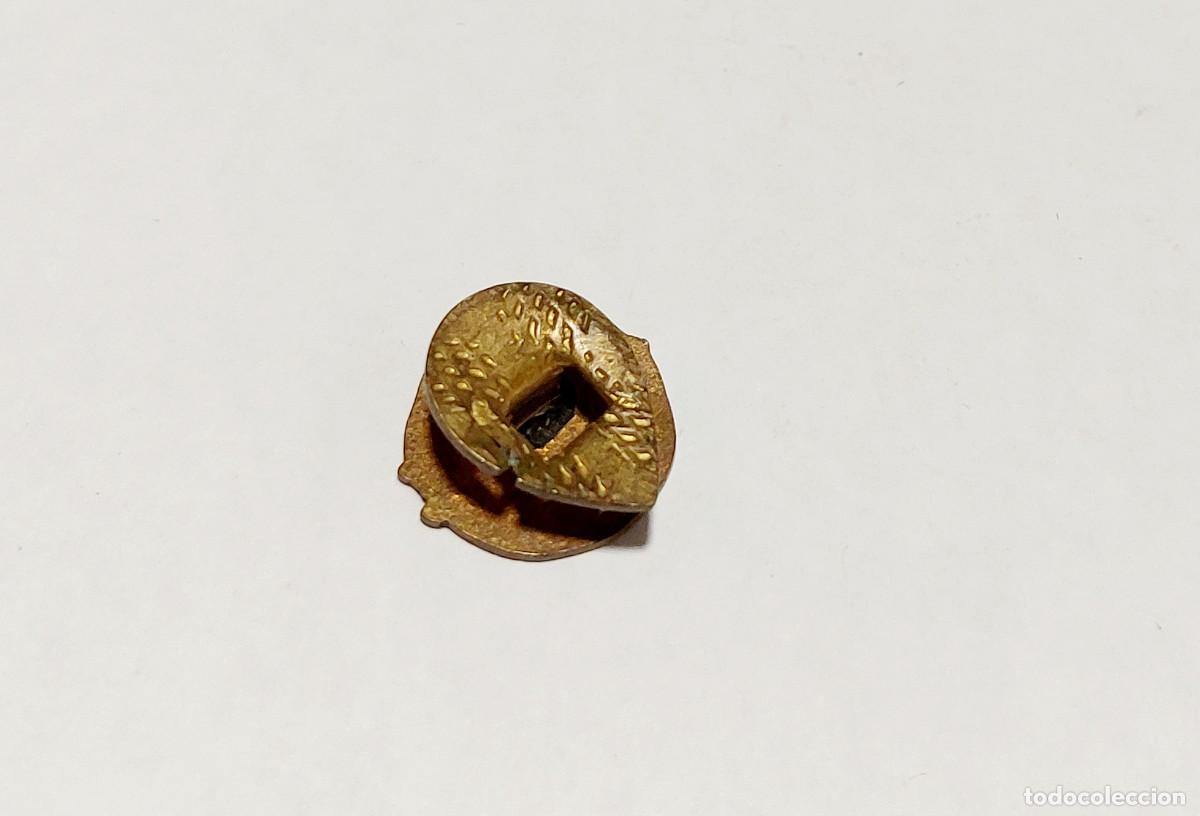 Pins de colecci&oacute;n: Antigua insignia esmaltada - Foto 2
